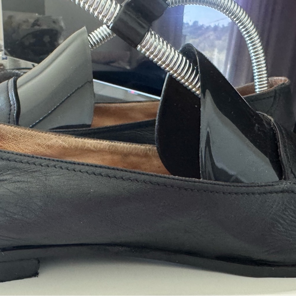 CHANEL Black Leather Loafers - Picture 3 of 13